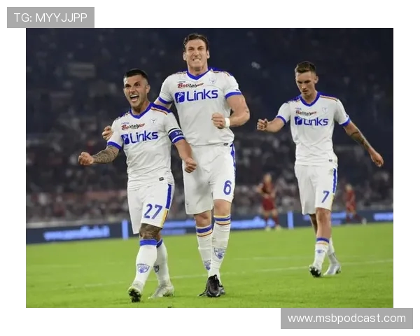 意甲联赛最新动态:顶级球队争冠激烈,球员表现精彩纷呈